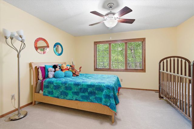 1308 Summit Oaks Drive, Burnsville, MN 55337