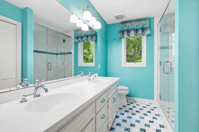 1308 Summit Oaks Drive, Burnsville, MN 55337