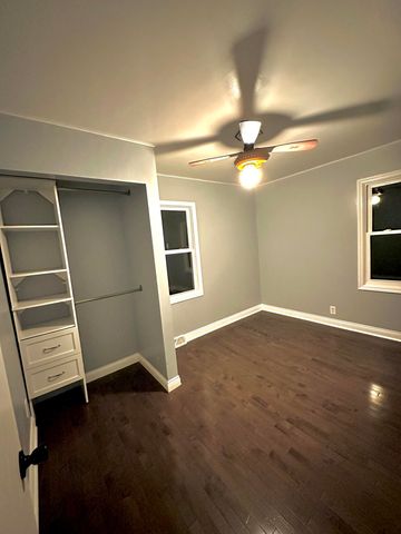6728 Baring Avenue, Hammond, IN 46324