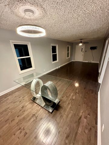 6728 Baring Avenue, Hammond, IN 46324