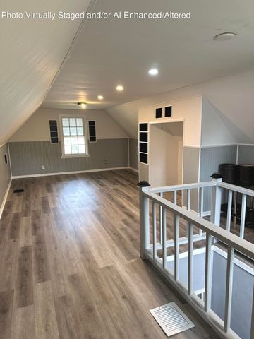 6728 Baring Avenue, Hammond, IN 46324