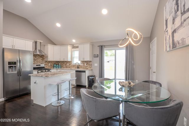 226 Pennant Avenue, Beachwood, NJ 08722