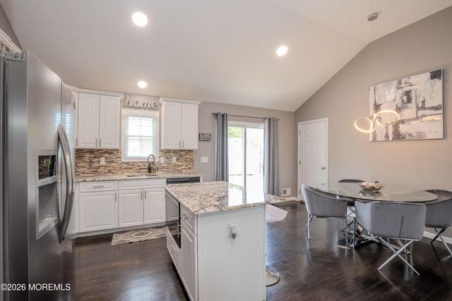 226 Pennant Avenue, Beachwood, NJ 08722