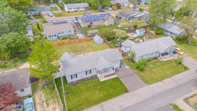 226 Pennant Avenue, Beachwood, NJ 08722