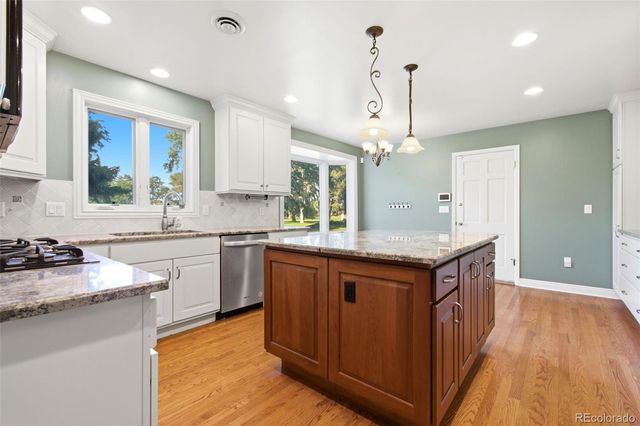 19 Niblick Lane, Littleton, CO 80123