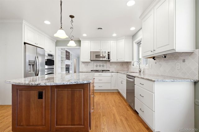 19 Niblick Lane, Littleton, CO 80123