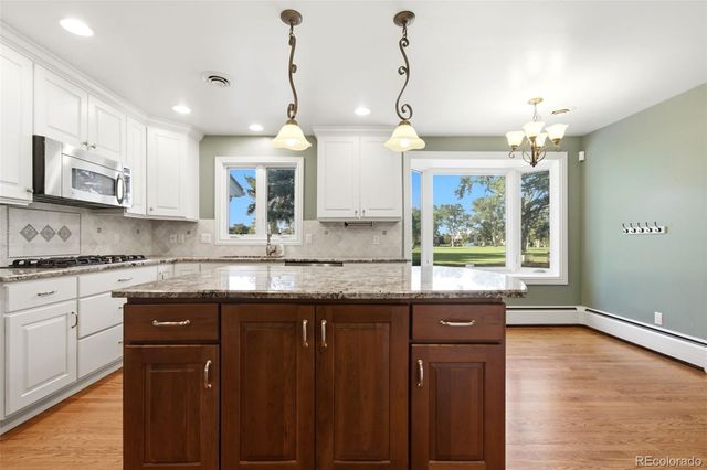 19 Niblick Lane, Littleton, CO 80123