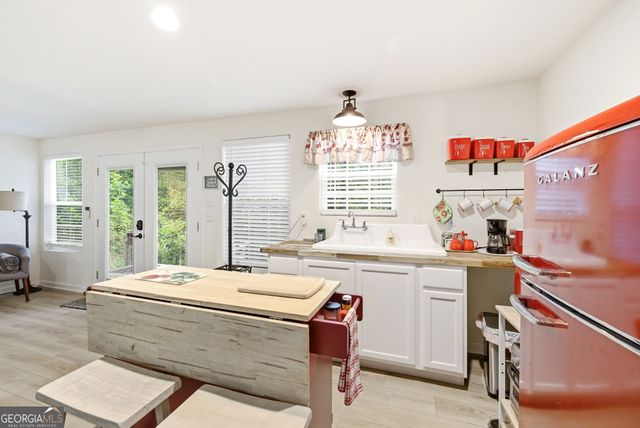 575 Hidden Valley Drive, Demorest, GA 30535