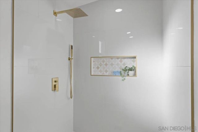 4970 Mable Way, San Diego, CA 92117