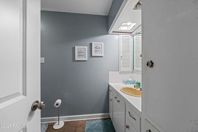 903 Oak Drive, Breaux Bridge, LA 70517