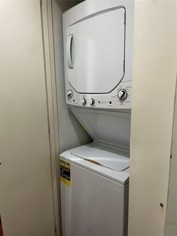 2211 S Braeswood Boulevard 23B, Houston, TX 77030