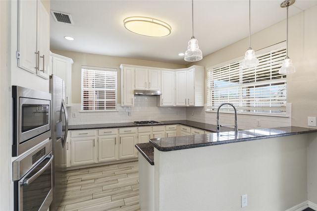 2416 Amber Lane, Flower Mound, TX 75028