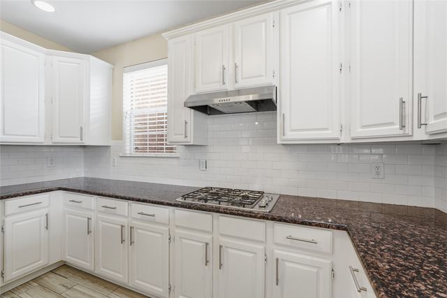 2416 Amber Lane, Flower Mound, TX 75028