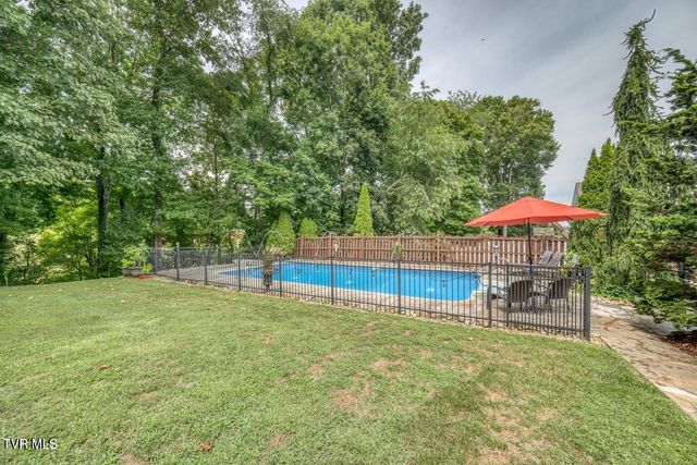 1828 Weaver Branch Road, Piney Flats, TN 37686