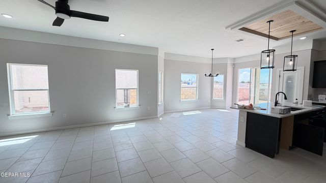 15304 IMAGINE Drive, El Paso, TX 79938