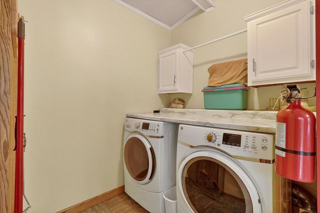 1296 Charlton Drive, Hastings, MI 49058