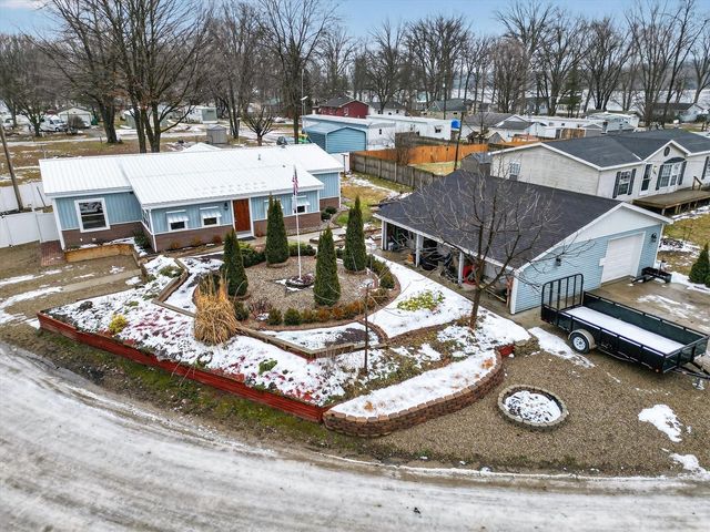 1296 Charlton Drive, Hastings, MI 49058