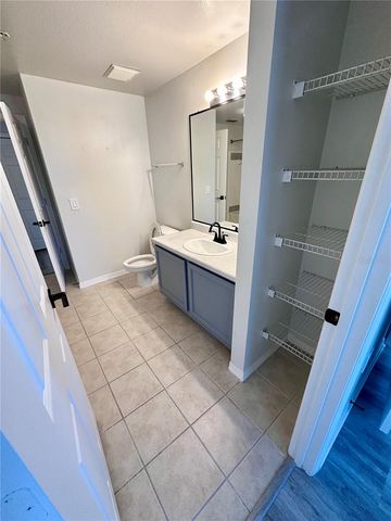 6413 ASTOR VILLAGE AVENUE 203, Orlando, FL 32835