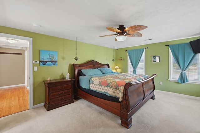 7 Nelson Rd, Charlton, MA 01507