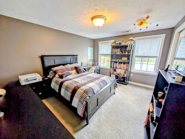 7 Nelson Rd, Charlton, MA 01507