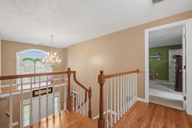 7 Nelson Rd, Charlton, MA 01507