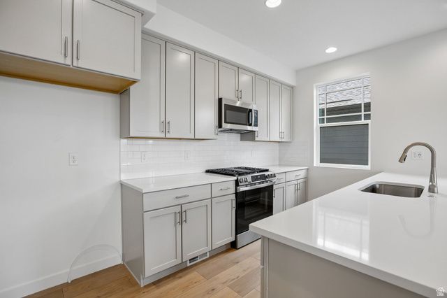 7012 W TERRAINE RD, West Jordan, UT 84081