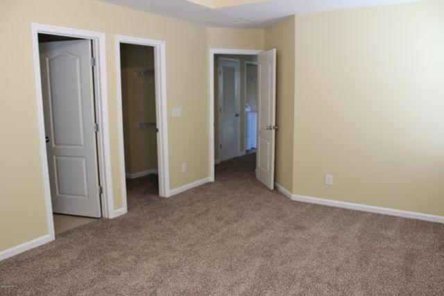 8852 SHELL ISLAND Drive, Jacksonville, FL 32216