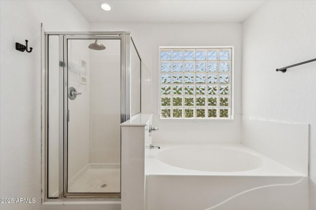 3370 E FLAMINGO Court, Gilbert, AZ 85297