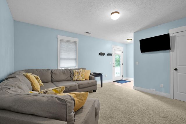 5102 Alyssum Drive Se, City Of Kentwood, MI 49512