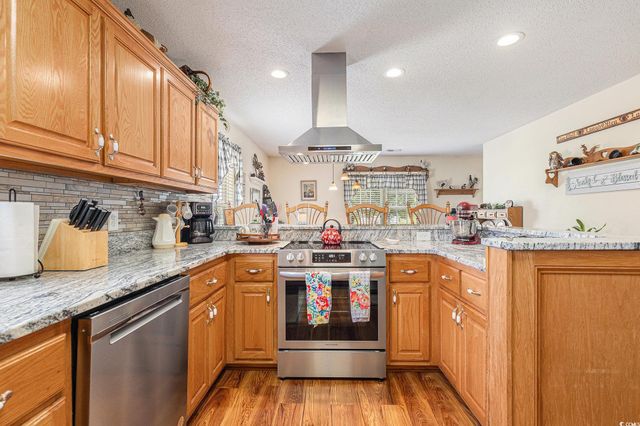906 Hope Circle, Conway, SC 29527