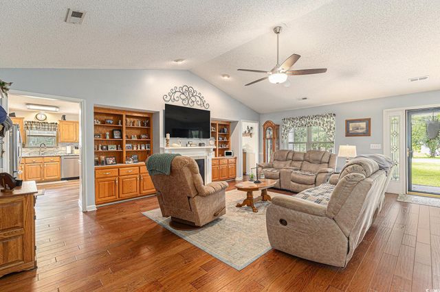 906 Hope Circle, Conway, SC 29527