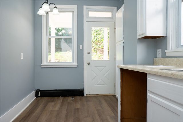 2924 Glendale, Brentwood, PA 15227