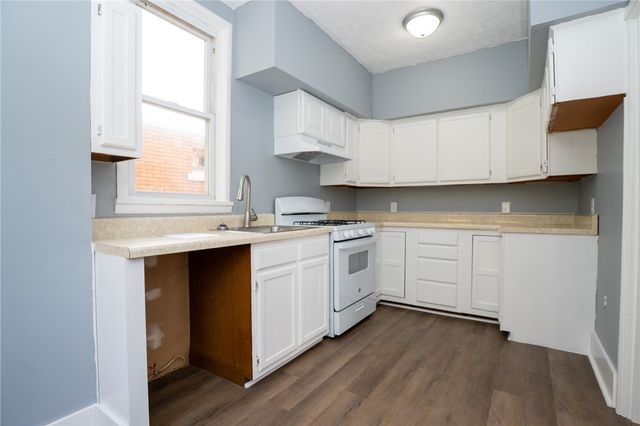 2924 Glendale, Brentwood, PA 15227