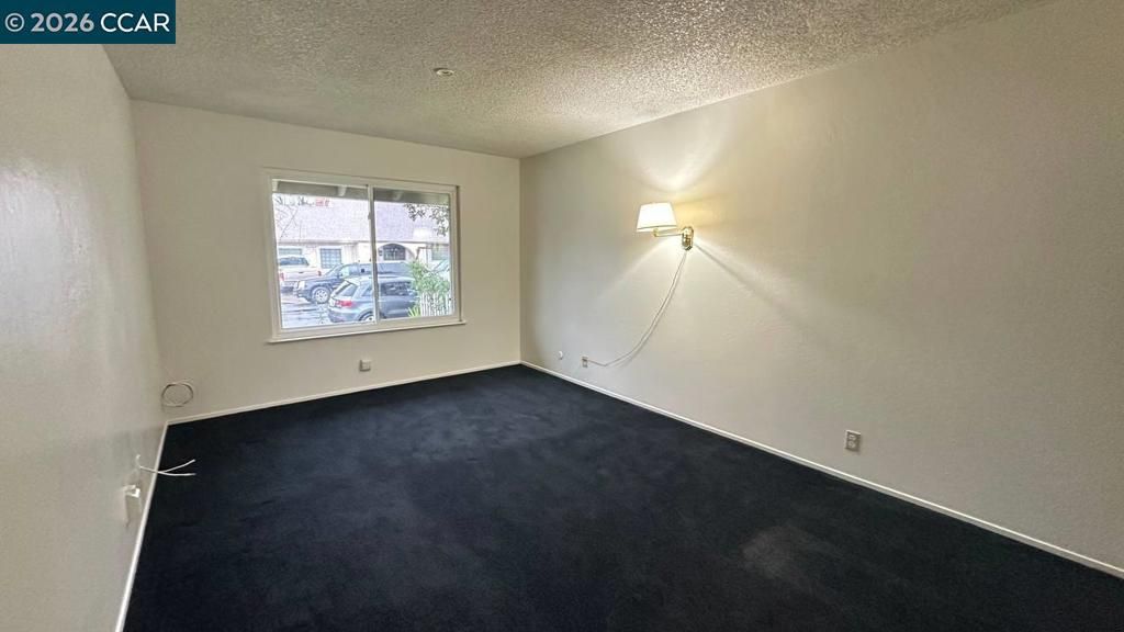 Image 16 of property listing at 2513 Sunrise Dr, Fairfield, CA 94533