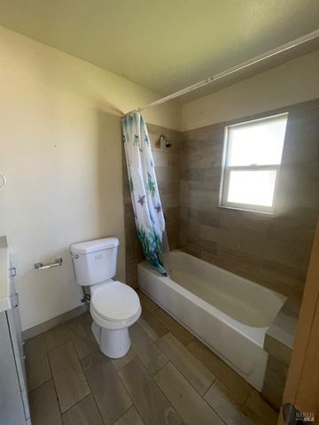 3640 Gravenstein Hwy S, Sebastopol, CA 95472