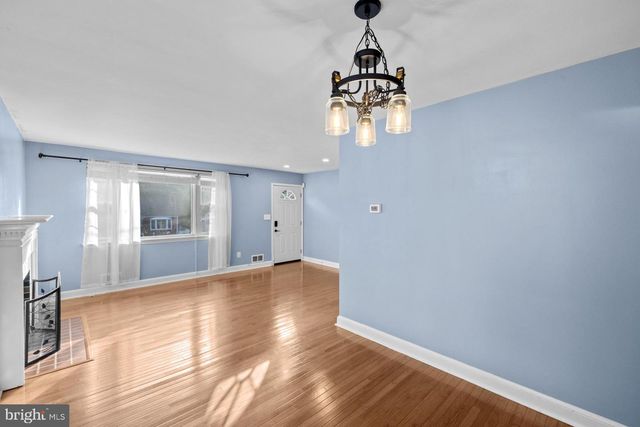 2515 LIME ST, Temple Hills, MD 20748