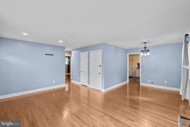 2515 LIME ST, Temple Hills, MD 20748