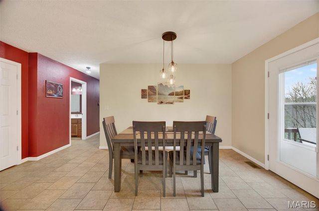 14135 Hopi Ln., Dixon, MO 65459