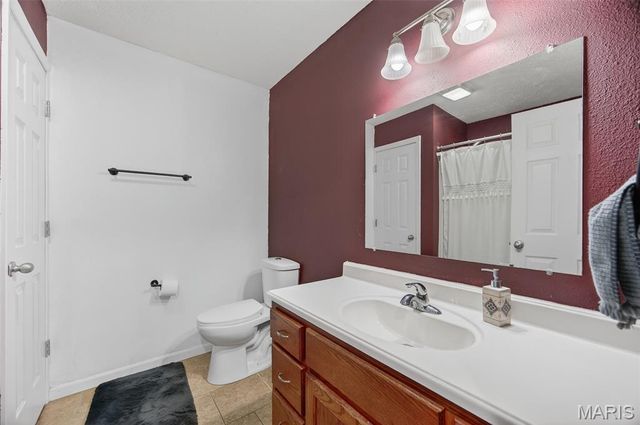 14135 Hopi Ln., Dixon, MO 65459