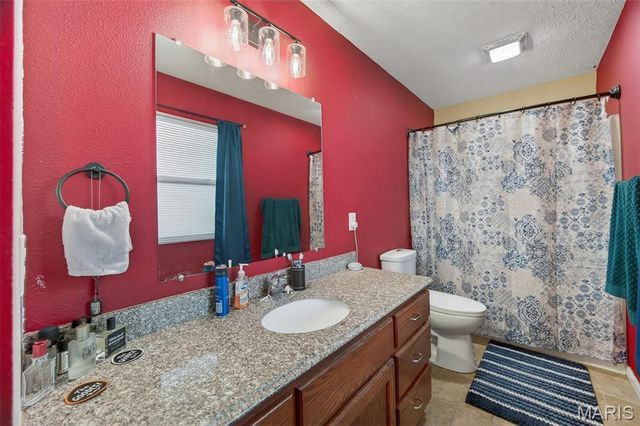 14135 Hopi Ln., Dixon, MO 65459