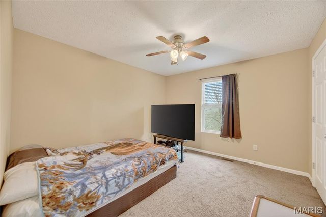 14135 Hopi Ln., Dixon, MO 65459