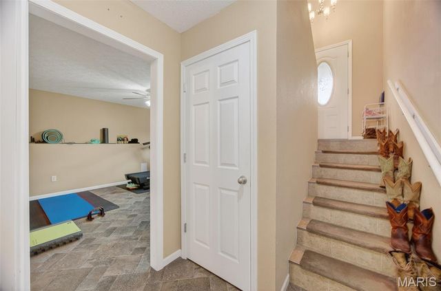 14135 Hopi Ln., Dixon, MO 65459