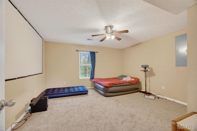 14135 Hopi Ln., Dixon, MO 65459