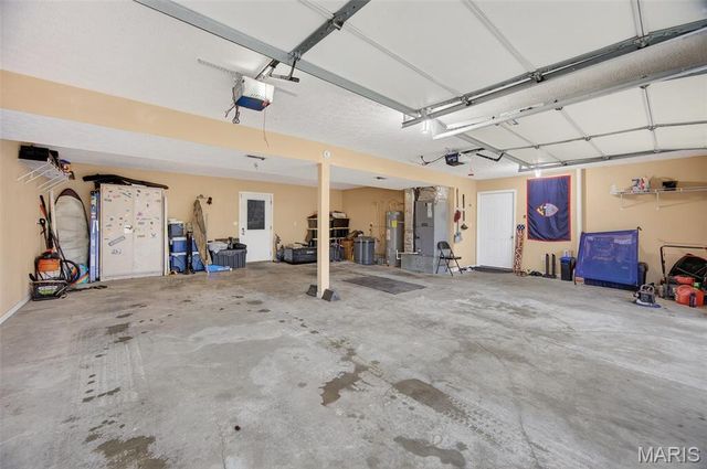 14135 Hopi Ln., Dixon, MO 65459