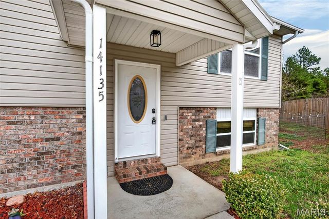 14135 Hopi Ln., Dixon, MO 65459