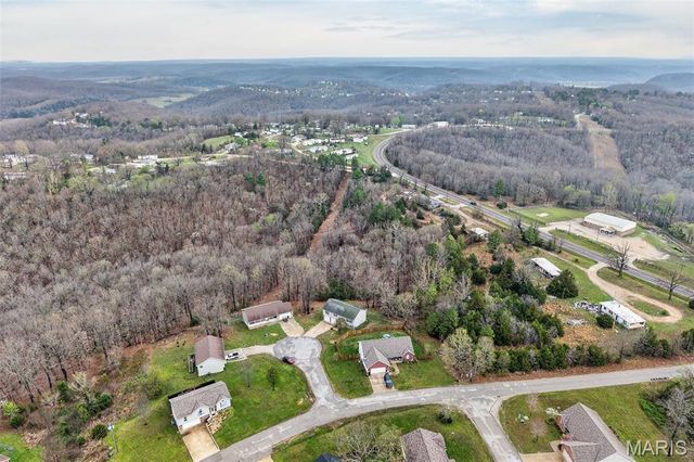 14135 Hopi Ln., Dixon, MO 65459