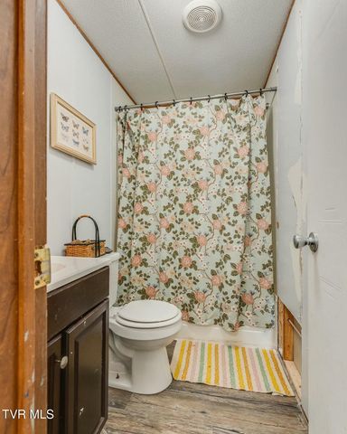 320 Clearwater Drive, Kingsport, TN 37664