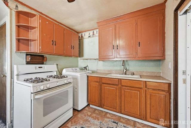 244 Armstrong Street, South Amboy, NJ 08879