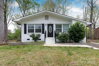 2408 Dora Drive, Charlotte, NC 28215