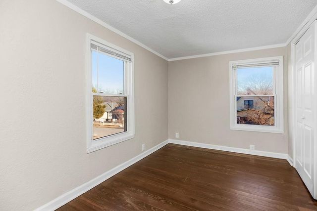 734 S Hawthorne Avenue, Independence, MO 64053